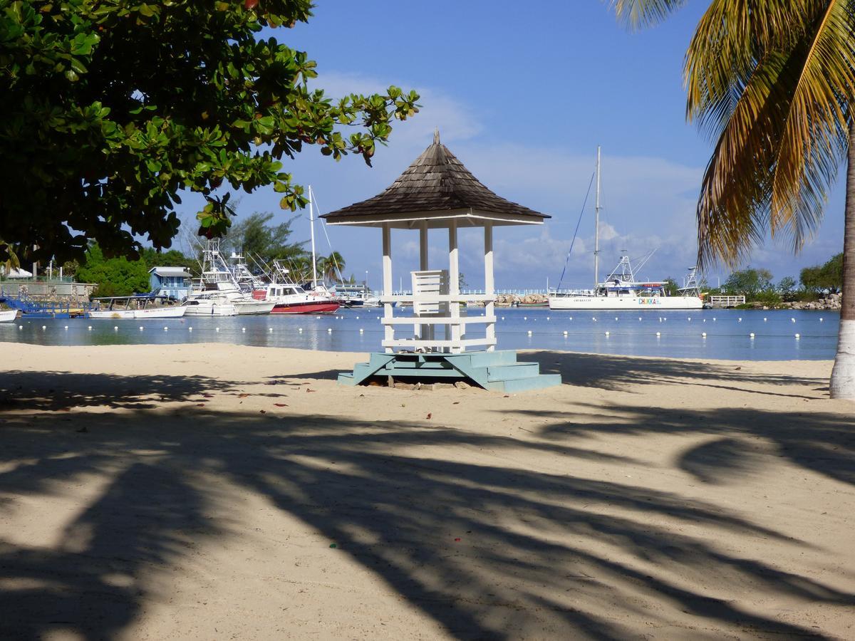 Beach One Bedroom Suite A20 Ocho Rios Ngoại thất bức ảnh